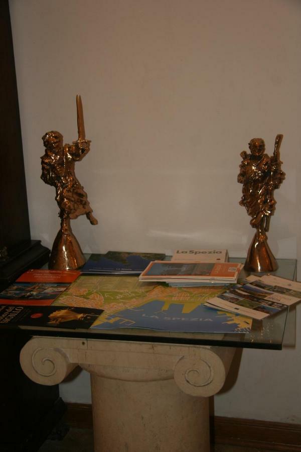 Sculptor House Apartment La Spezia Exterior photo